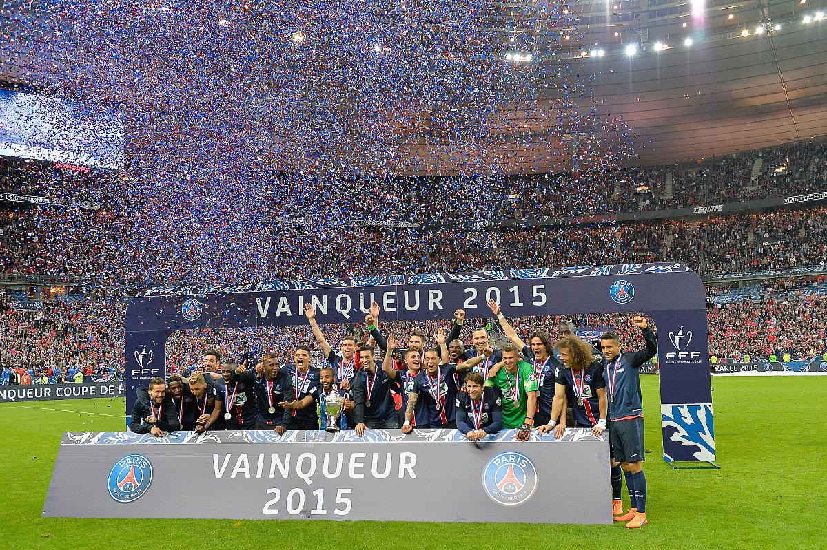 今夜突围战来临，巴黎圣日耳曼围绕意甲刷新队史纪录，气氛紧张，年轻球员得到机会的简单介绍