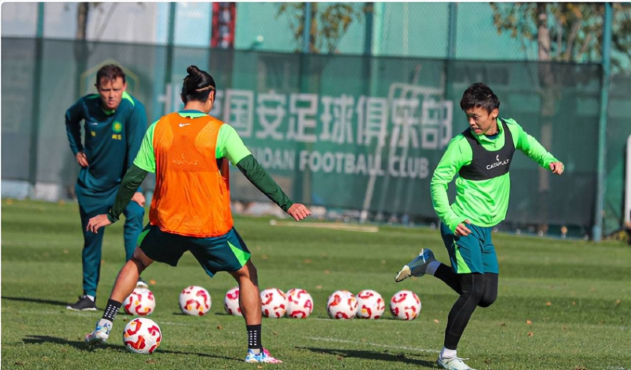 南宫28今晨意大利杯焦点战，北京国安再遭质疑，话题不断，年轻球员得到机会的简单介绍